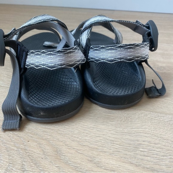 Chaco Z/Cloud Gray Strappy Hiking Sandals - Picture 4 of 5